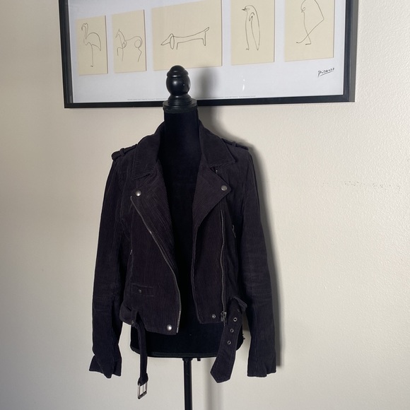 BLANK NYC Corduroy Moto Jacket - Picture 16 of 17